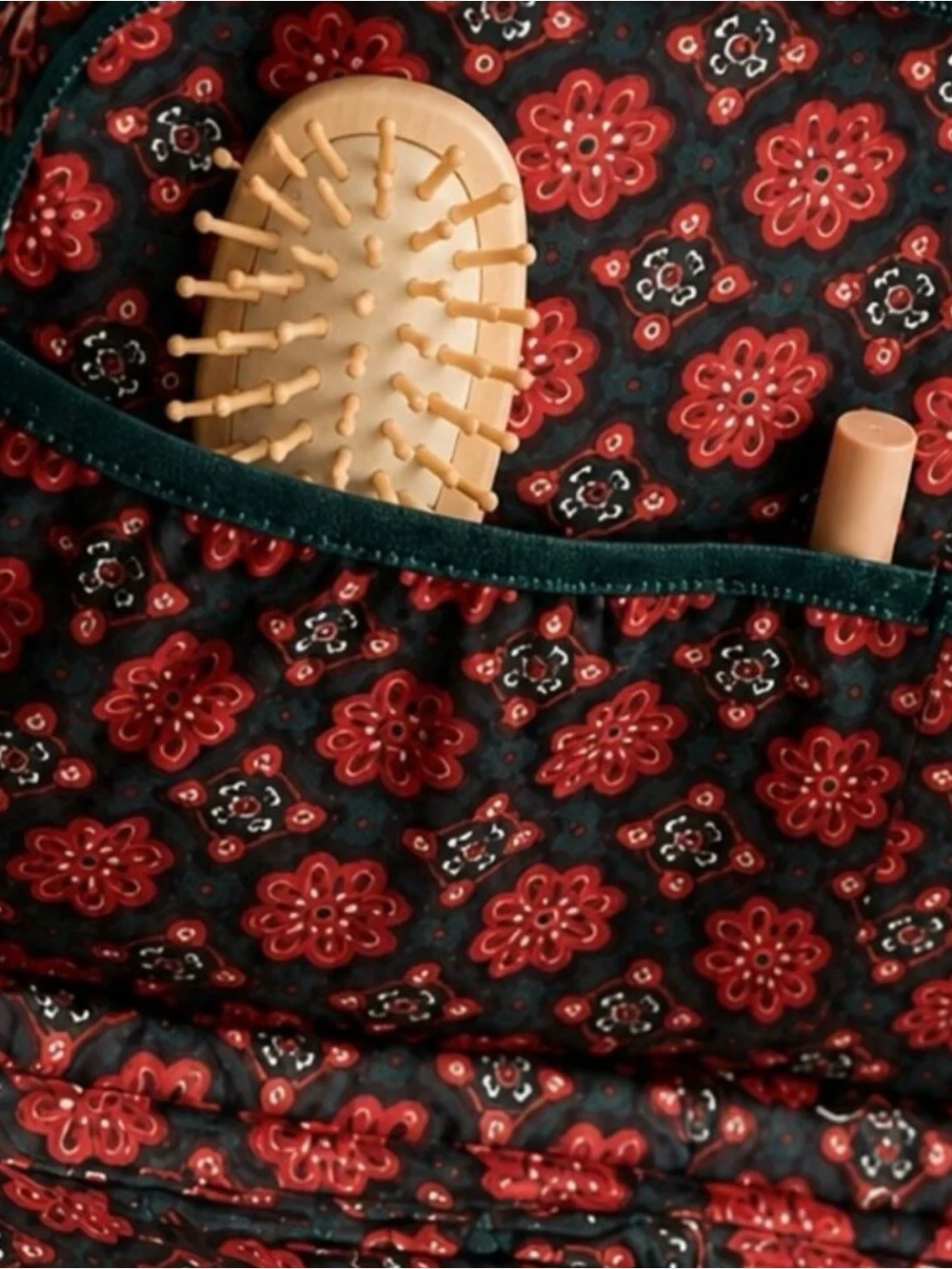 Vera Bradley Ultimate Travel Case in Victorian Vines NWT - Picture 6 of 7
